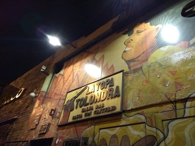 La Topa Tolondra Nightclub